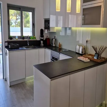 Beautiful Villa 10 Min From The Faro Sea *