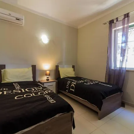 Beautiful Villa 10 Min From The Faro Sea Villa Faro
